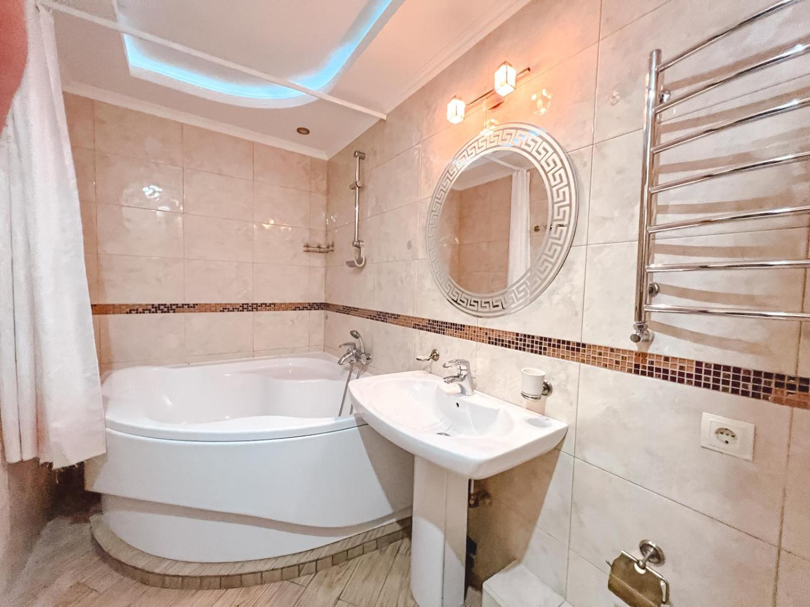 Apartments On Pechersk Киев Экстерьер фото
